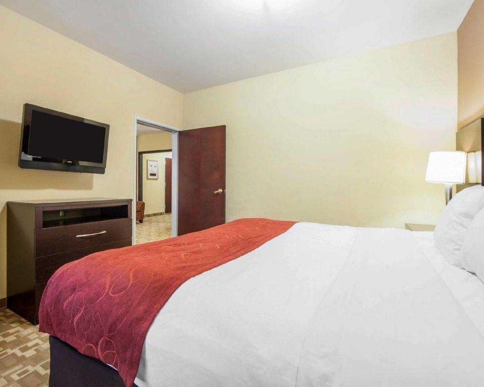 Comfort Suites Rome Exterior photo
