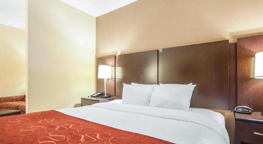 Comfort Suites Rome Exterior photo